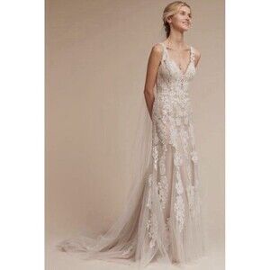 BHLDN Whispers & Echoes Monarch Wedding Dress-8-NWT-Anthropologie